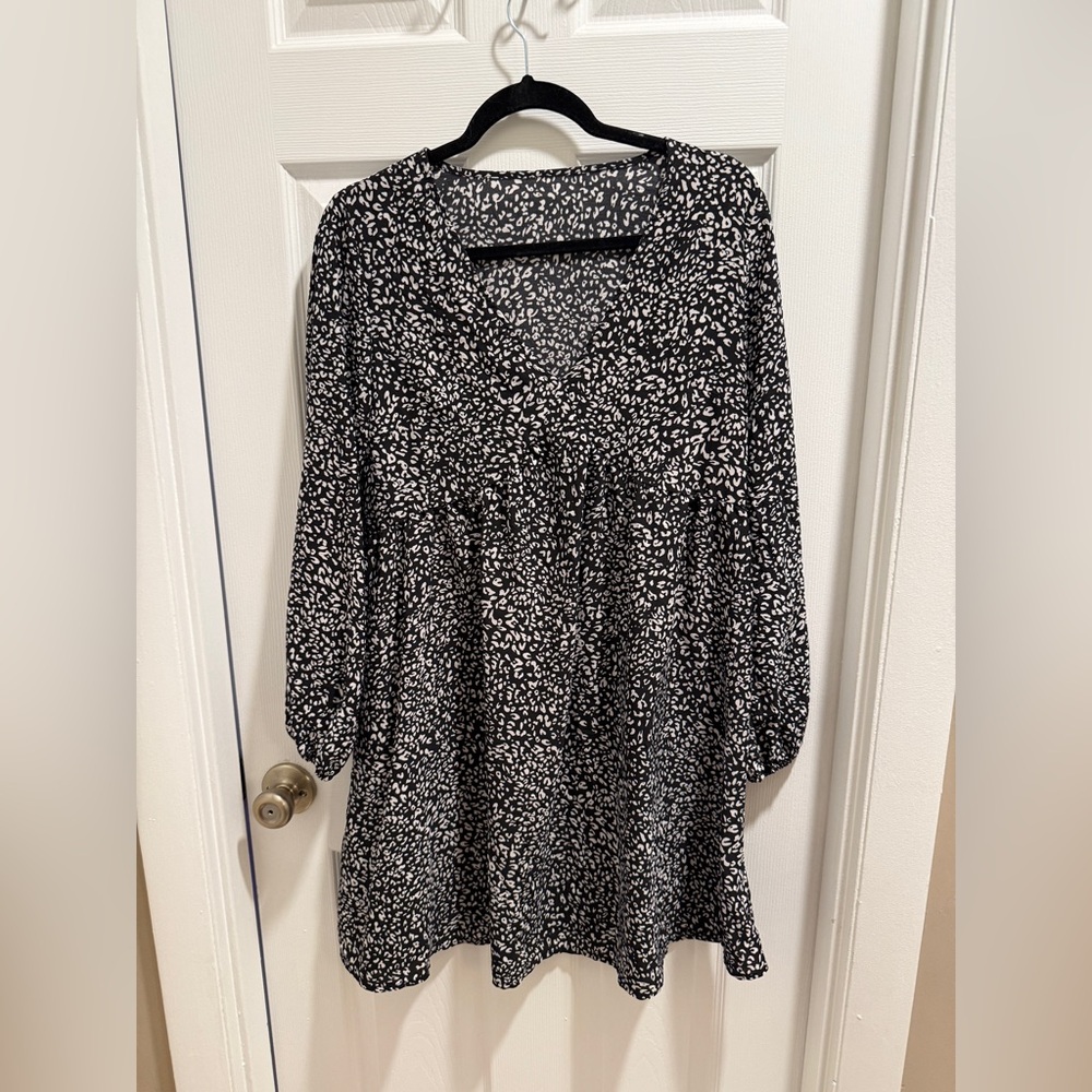 SHEIN Black & White Leopard Patterned Dress